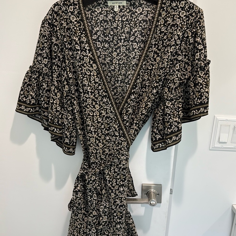 Max Studio Black and Cream floral Wrap Dress with Flutter Sleeves